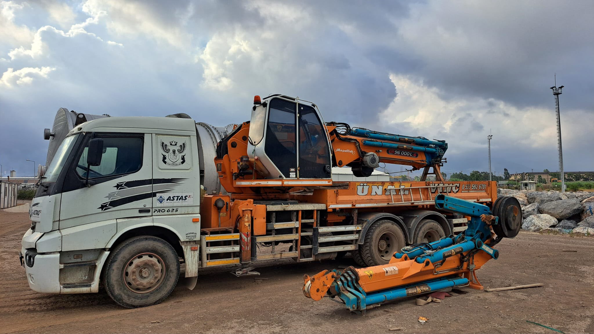 L6 32 Ton